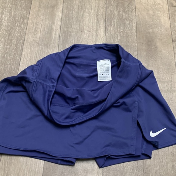 Womens‎ Nike Victory Court Slim Fit Yoga Performance Athleisure Bike Skort - Picture 8 of 10